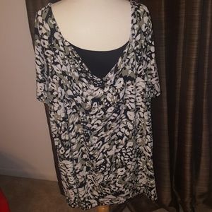 lyester shirt with a black polyester undershirt